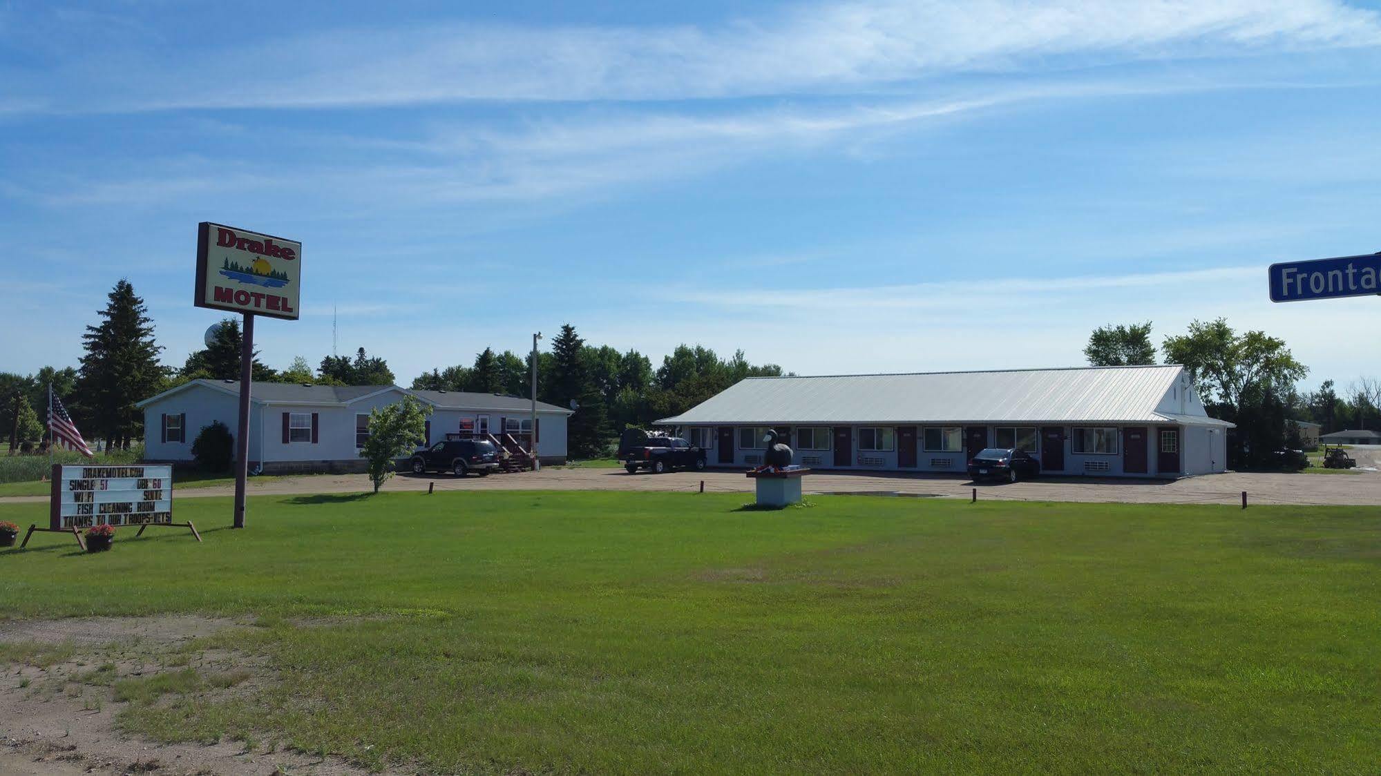 Drake Motel Blackduck エクステリア 写真