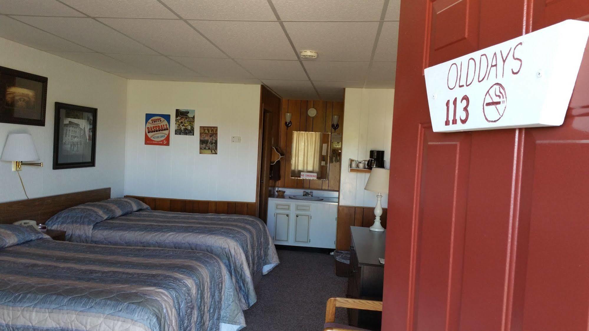 Drake Motel Blackduck エクステリア 写真